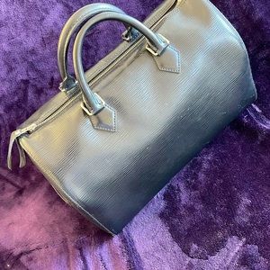 Louis Vuitton Speedy EPI leather Hand 100% Authentic